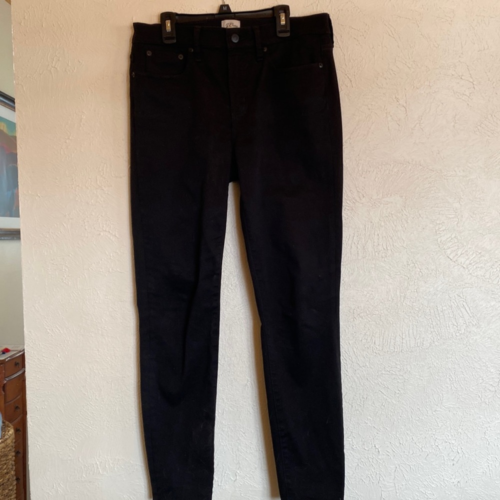 J Crew black 8” Toothpick jeans. Exc Cond. Size 29.